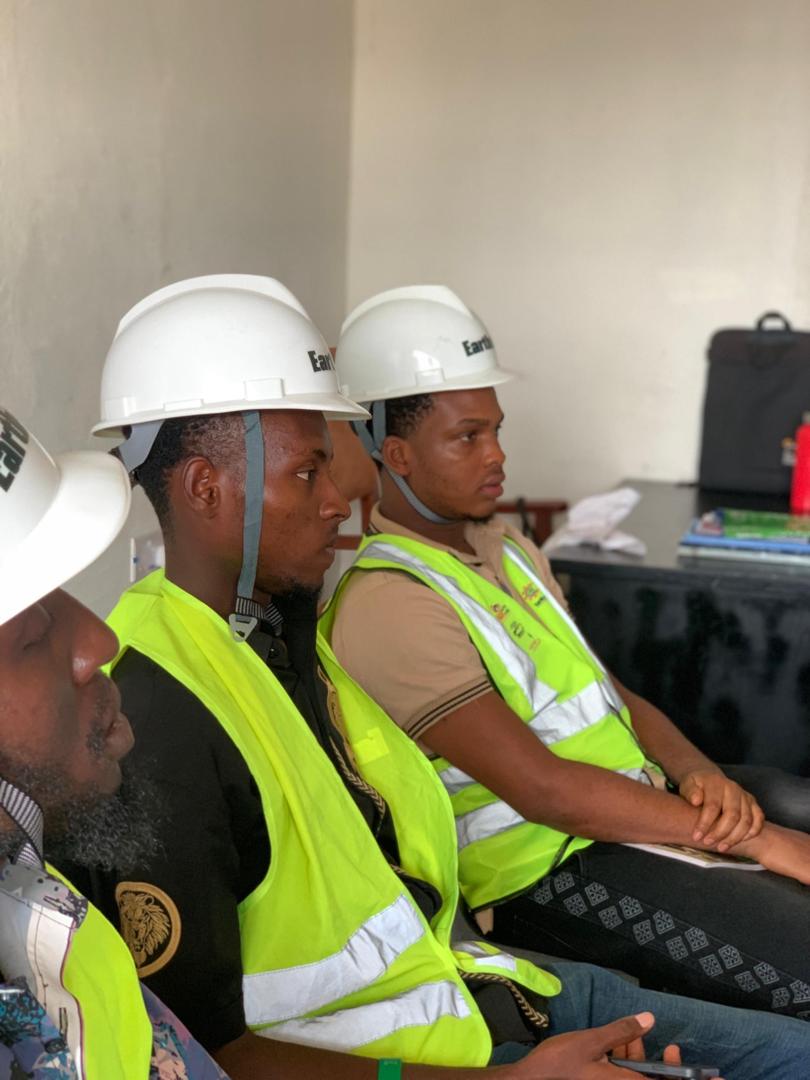 Hands-on technical learning at Earthoc