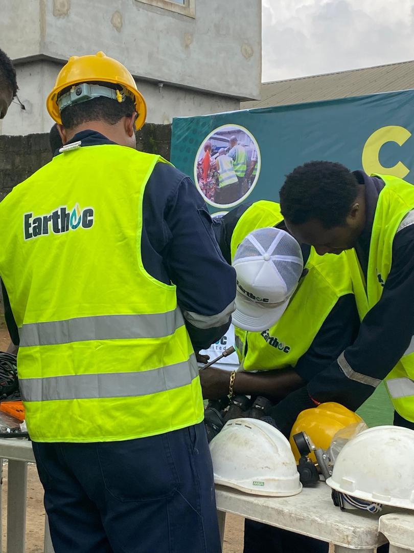Hands-on technical learning at Earthoc