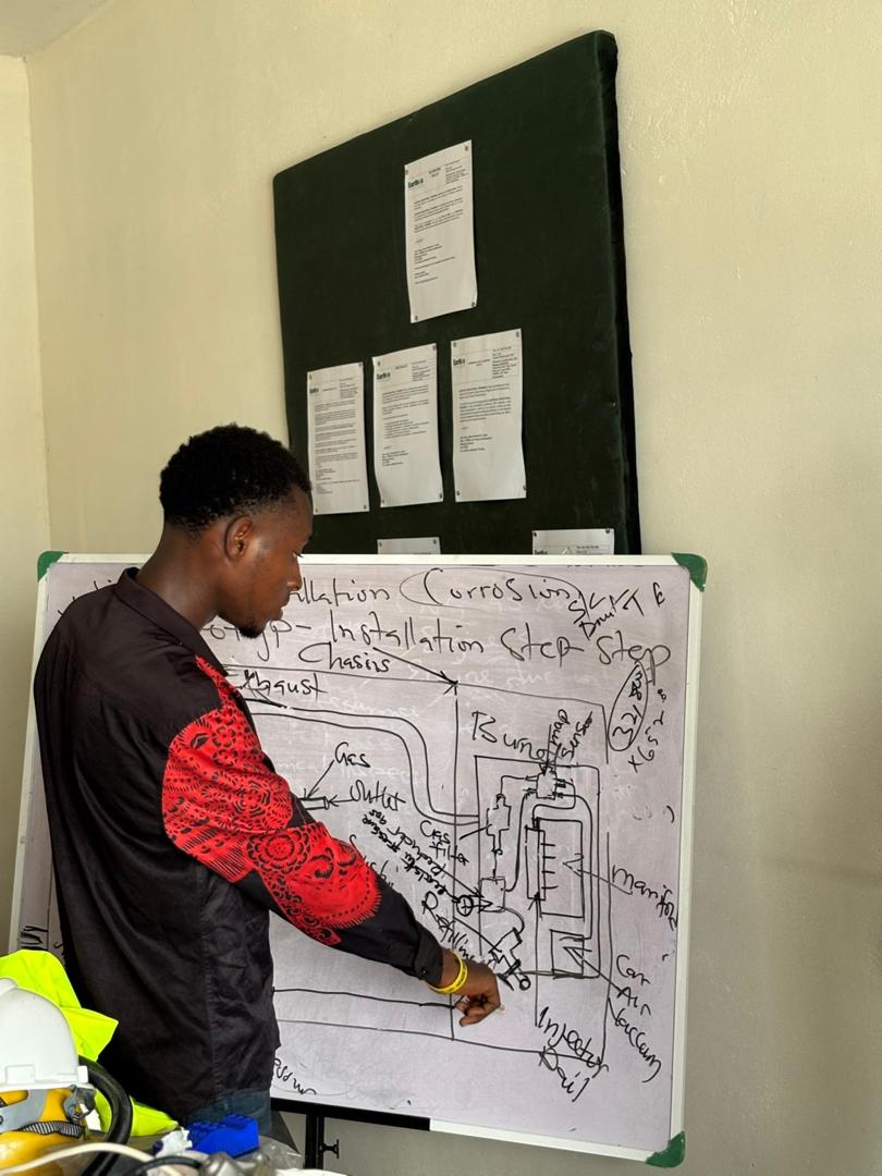 Hands-on technical learning at Earthoc