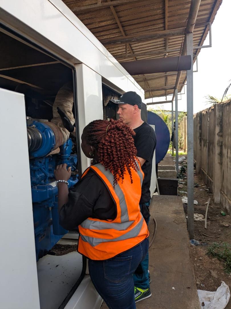 Earthoc trainees working with industrial equipment
