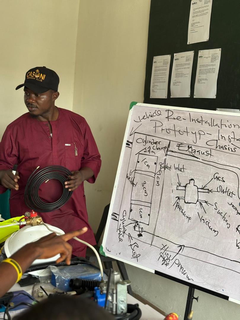 Earthoc practical industrial training session