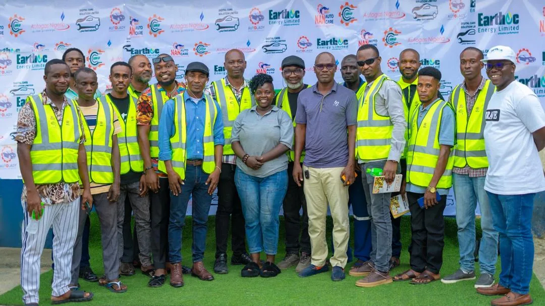 Earthoc corporate training participants and facilitators